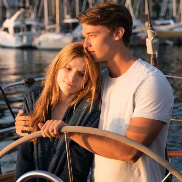 Белла Торн в фильме Полночное солнце