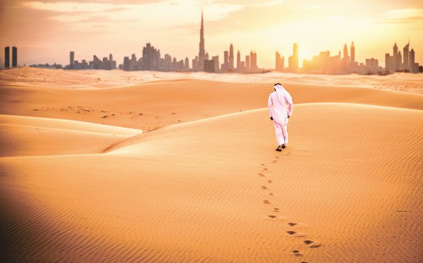 Мусульманин в пустыне