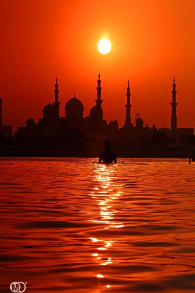 Абу Даби большая мечеть закат