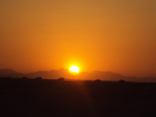 Рассвет на другой планете