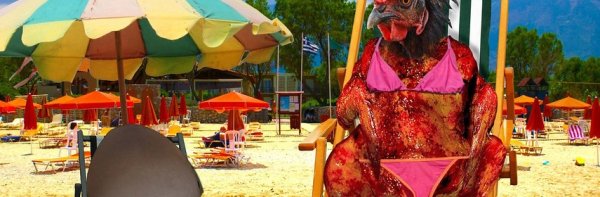 Смешная зажаренная курица