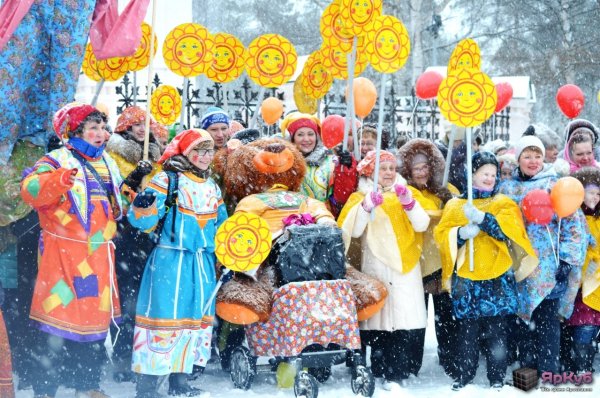 Яркое солнце