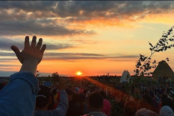 Якутский Ысыах встреча солнце