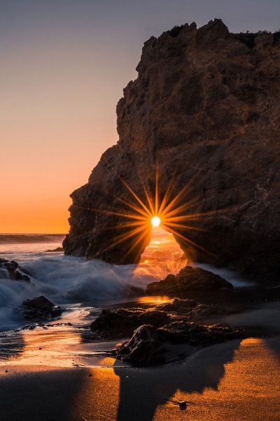 Самый красивый закат на море