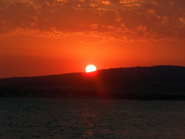 Солнце садится