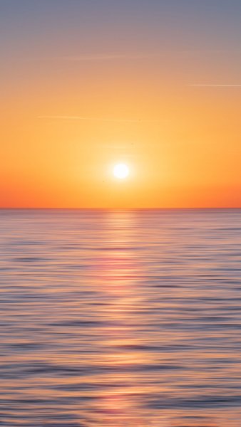 Рассвет на море