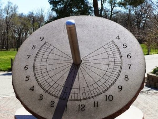 Солнечные часы» (Sundial, coloro: 028-59-26)