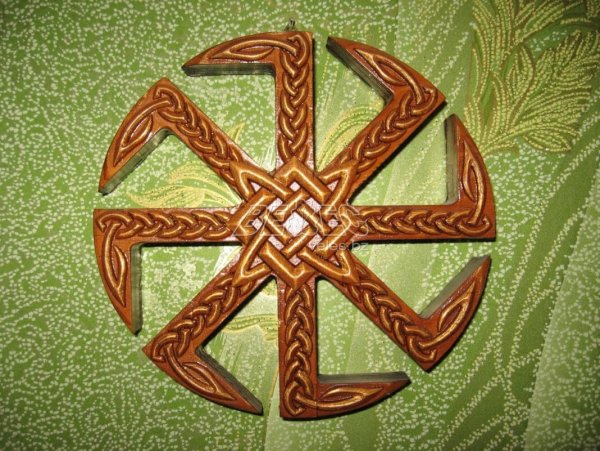 Акшая Тритья солнце и Луна