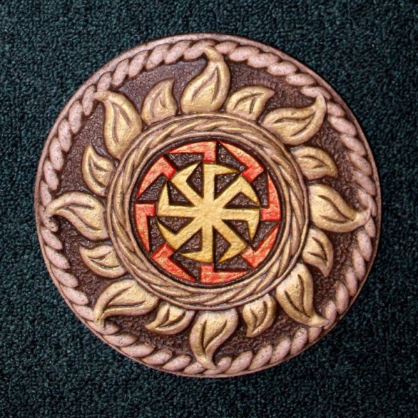 Евпатий Коловрат знак солнца