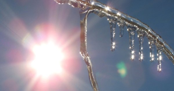 Сосульки на солнце