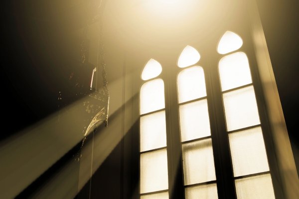 Свет в окне