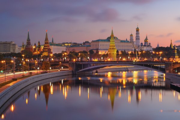 Рассвет в городе