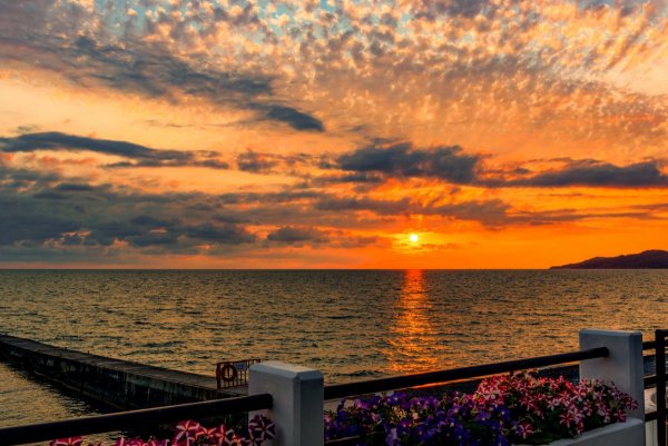 Море в Сочи чёрное море