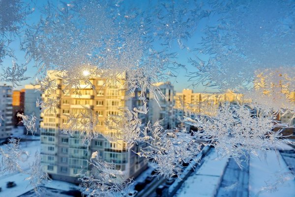 Солнце светит в окно