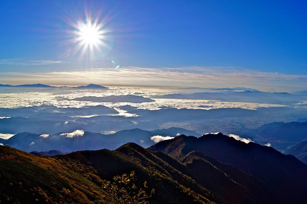 Горы солнце