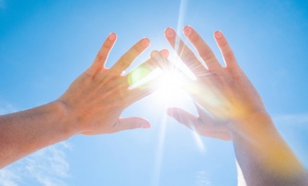 Солнце в ладошках