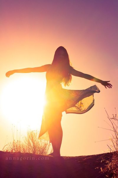 Солнышко танцует