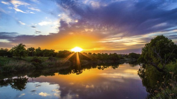 Красивый рассвет