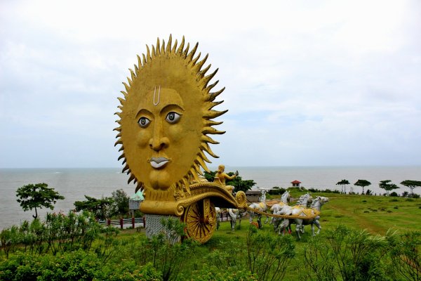 Солнце на памятник