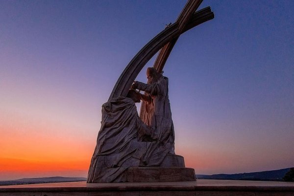 Скульптура закат