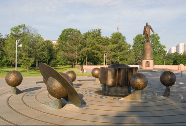 Памятник детям блокадного Ленинграда цветок жизни