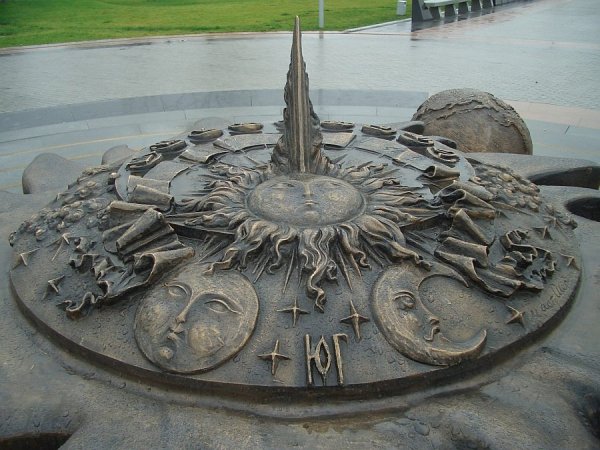 Солнечные часы в Темиртау