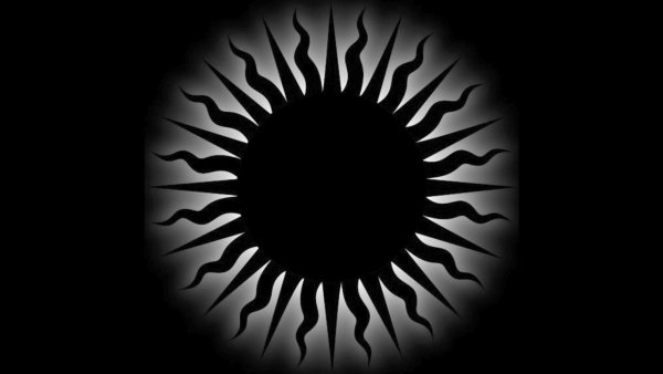 Черное солнце