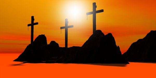 Крест на горе закат