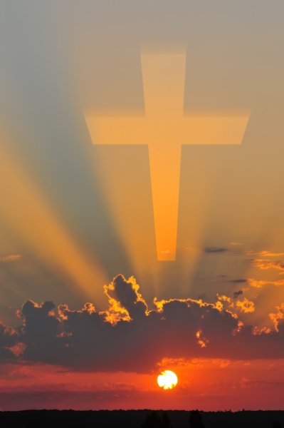 Крест на закате