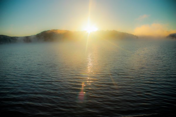 Отражение заката в воде