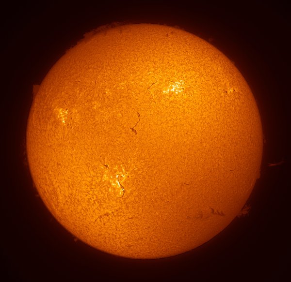 Солнце в телескоп Хаббл