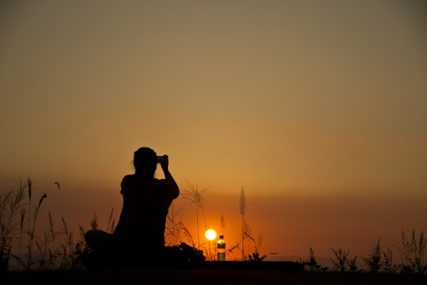 Девушка на закате