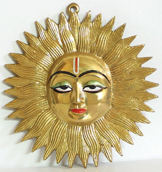 Бог солнца Сурья знак