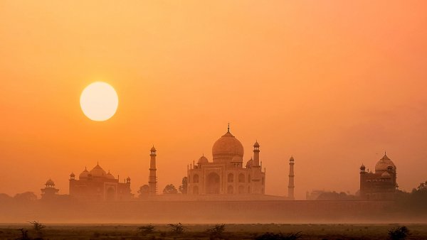 Сурья солнце Индуизм