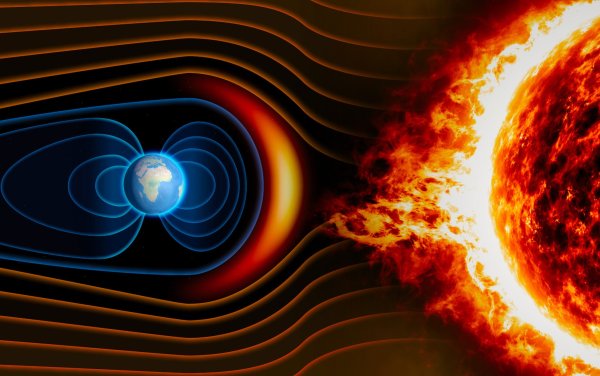 Солнечный ветер и межпланетные магнитные поля