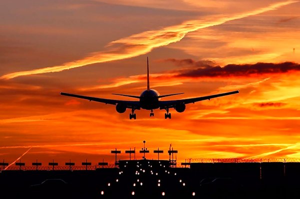 Фон самолет в поле