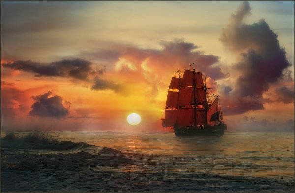 Корабль на закате
