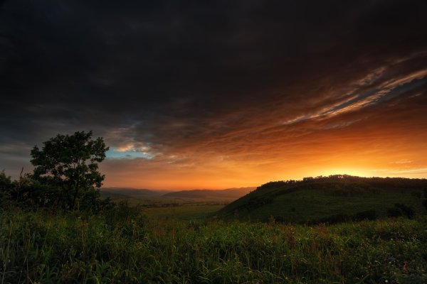 Шум гора закат