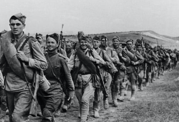 А Коваленкова солнце скрылось за горою