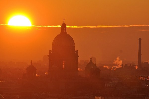 Солнце в Петербурге