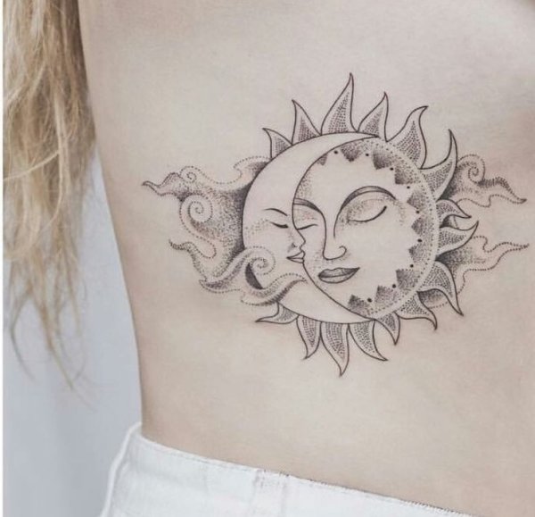 Тату солнце и Луна