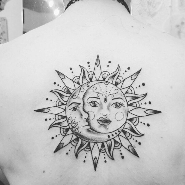 Татуировка солнце