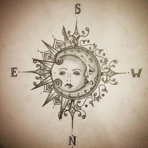 Тату компас солнце