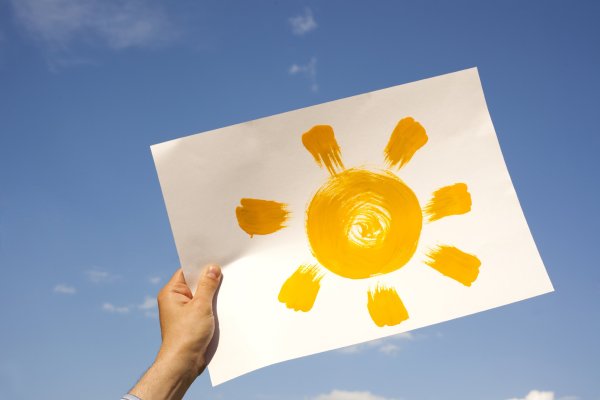 Современно нарисованное солнце