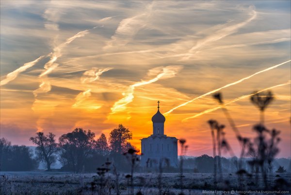 Закат над храмом