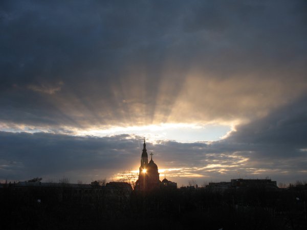 Небо над храмом