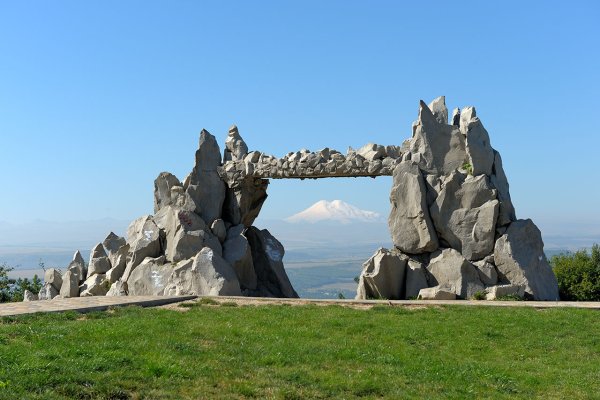 Тиуанако ворота солнца