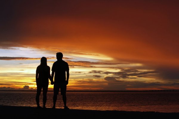 Влюбленные под деревом