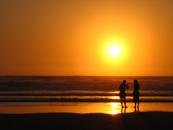 Закат на море любовь