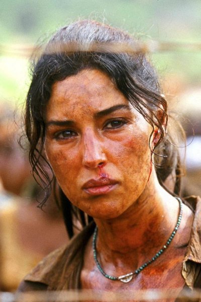 Моника Беллуччи слезы солнца